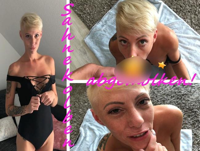 Lara Foxx Porno Video: Sahnekolben ABGEMOLKEN!